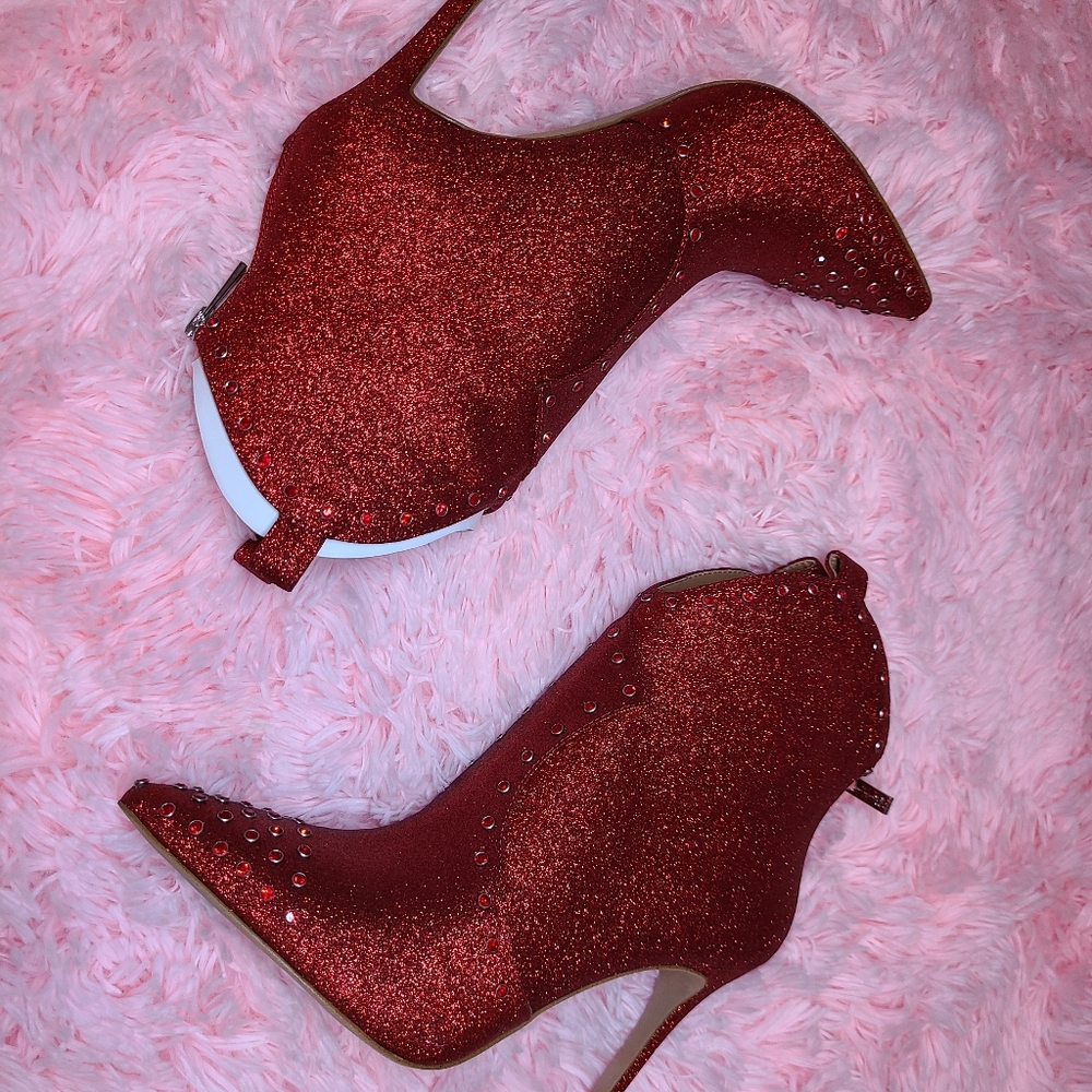 Jessica Simpson Pixillez 3 ankle boot Sz 9m